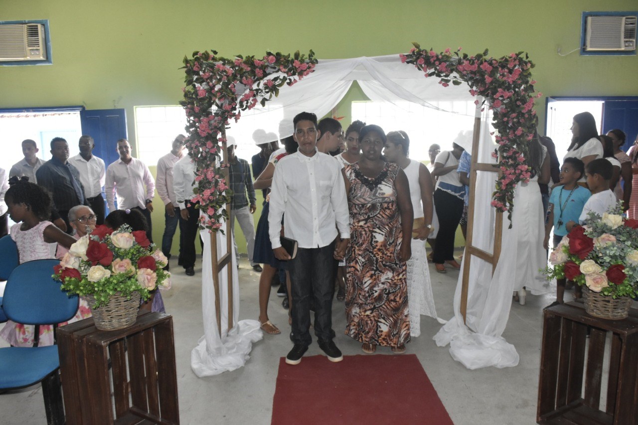 Camacã: II Casamento Comunitário realiza o sonho de dezenas de casais
